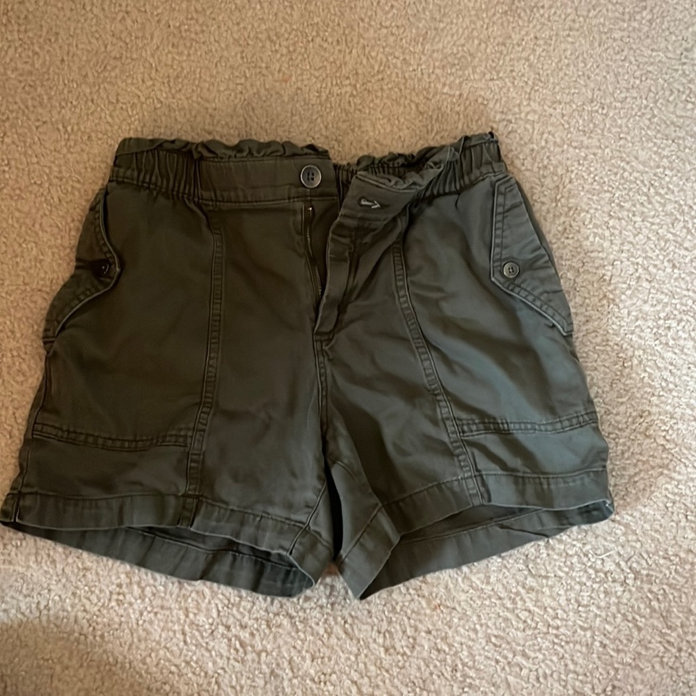 Old Navy cargo shorts